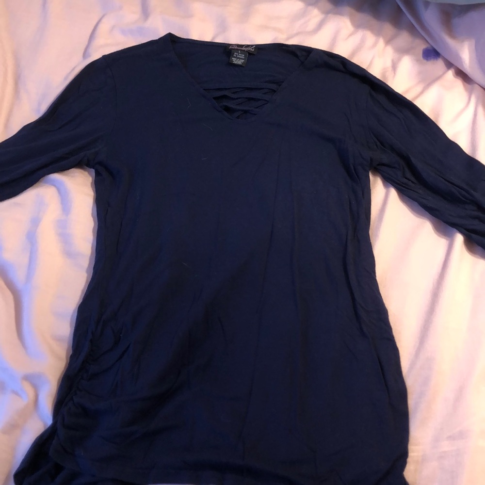 Navy blue 3/4 sleeve shirt